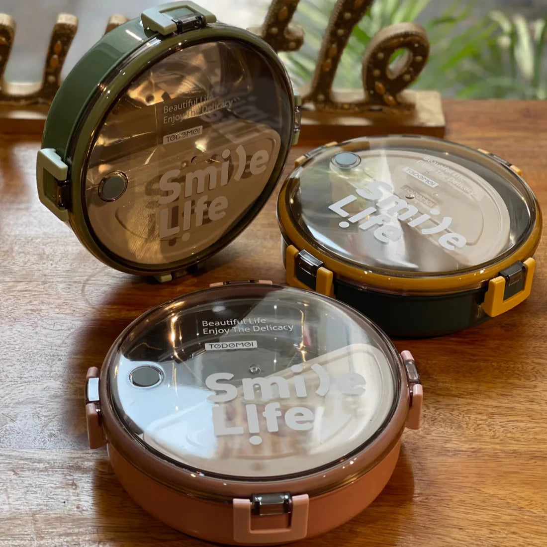 Sleek Round Lunch box