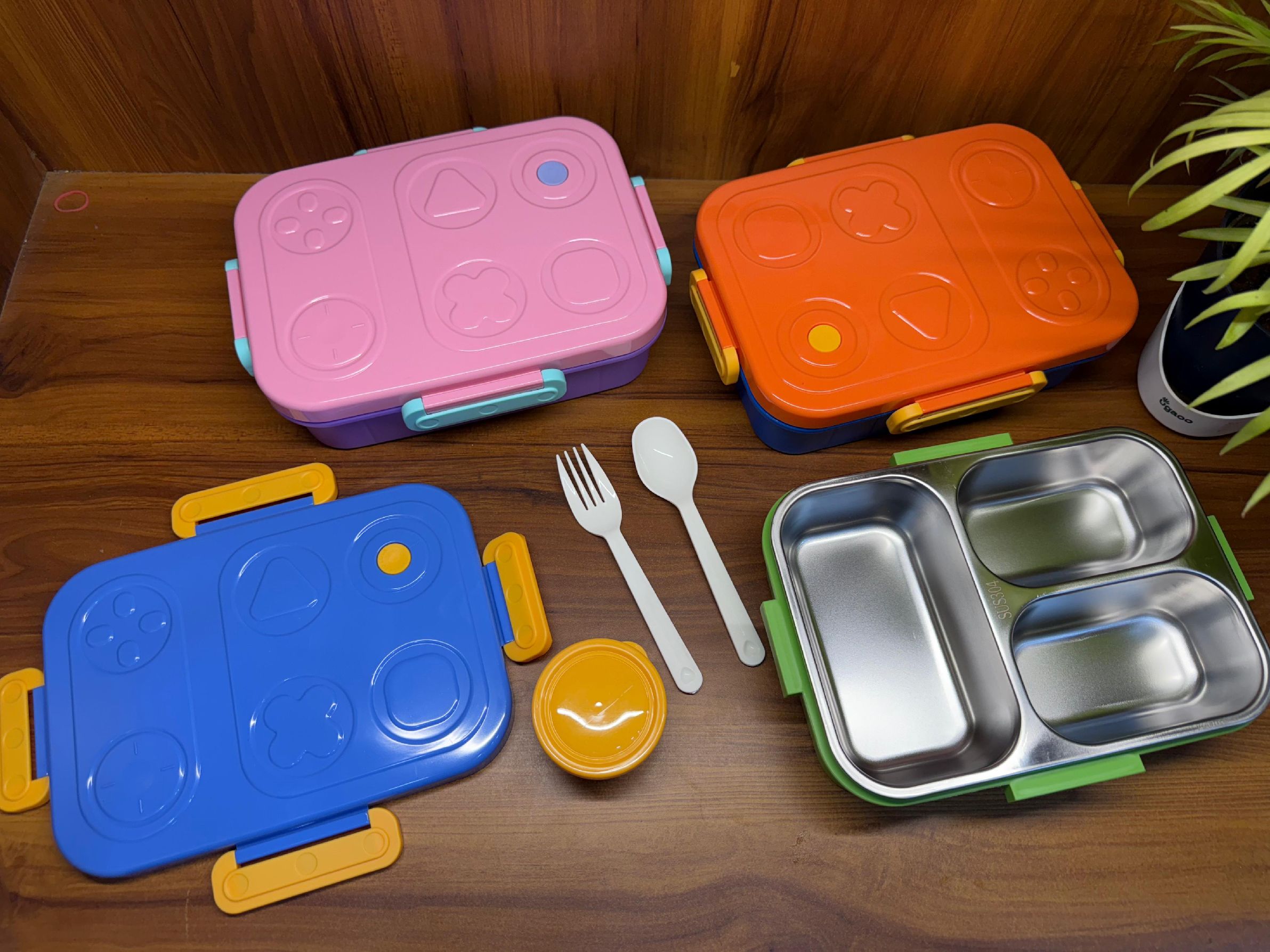 3 Grid shapes lunch box